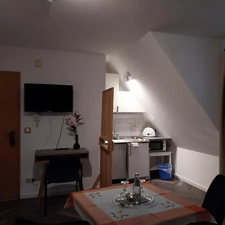 בית הארחה Gaestehaus Langhammer 3*