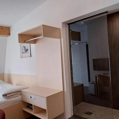 Gaestehaus Langhammer Pensjonat 3*